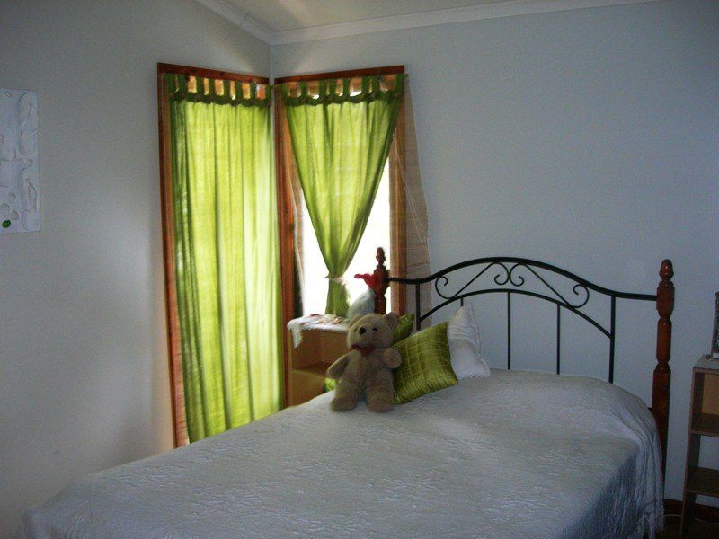 3 Belle Court, Rainbow Beach QLD 4581