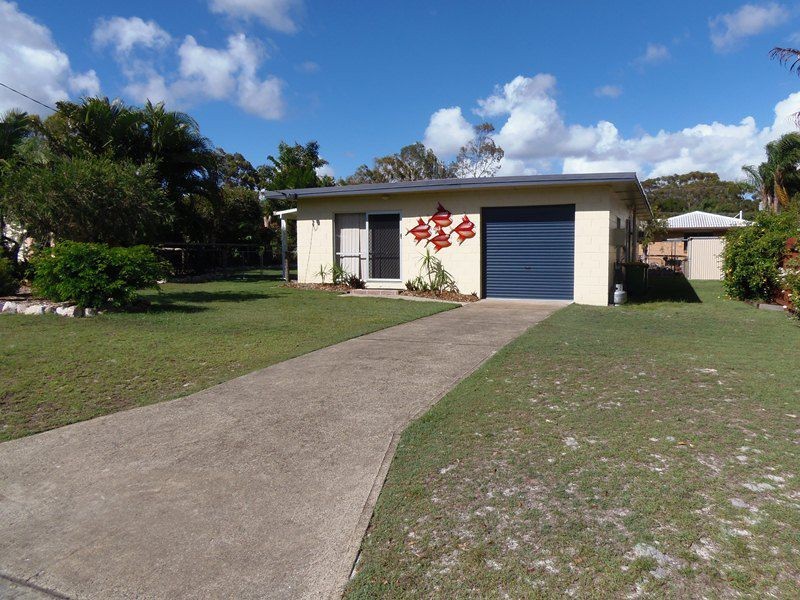 10 Larapinta Court, Rainbow Beach QLD 4581