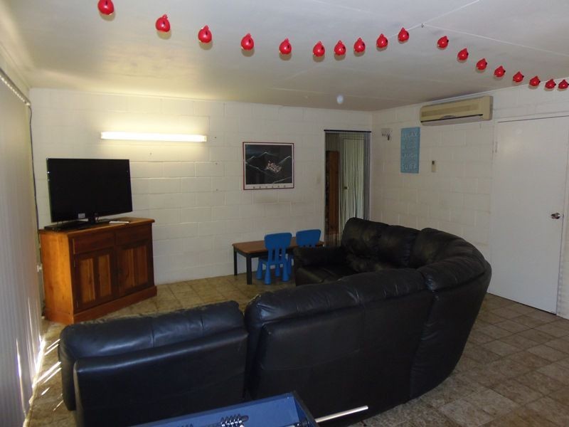 10 Larapinta Court, Rainbow Beach QLD 4581