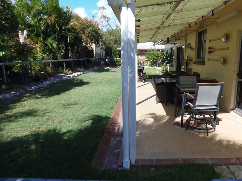 10 Larapinta Court, Rainbow Beach QLD 4581