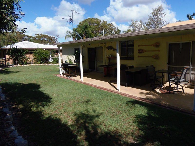 10 Larapinta Court, Rainbow Beach QLD 4581