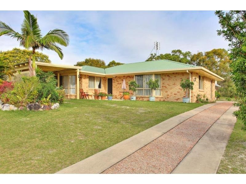 73 Bombala Crescent, Rainbow Beach QLD 4581