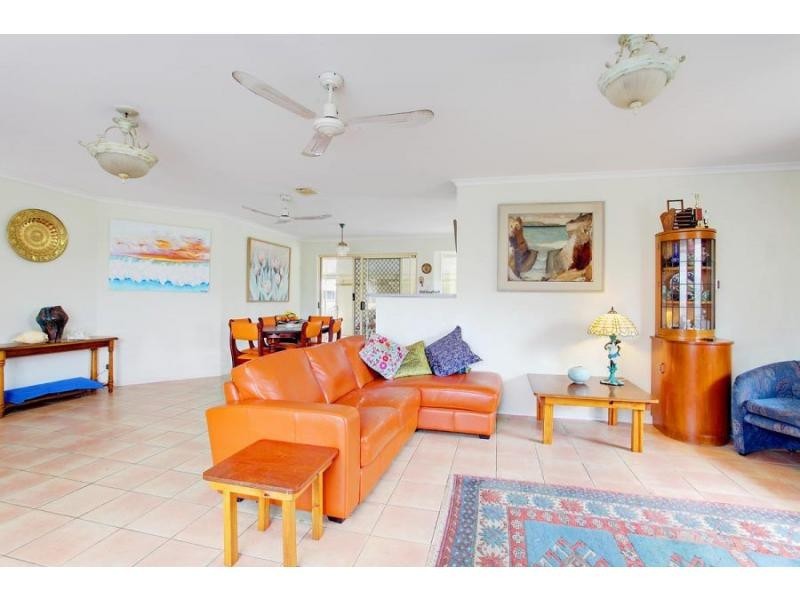 73 Bombala Crescent, Rainbow Beach QLD 4581