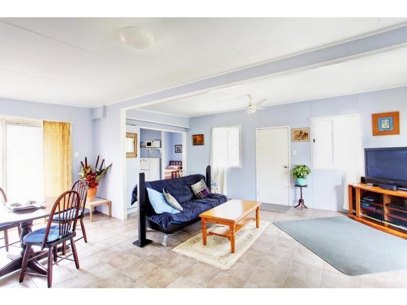 73 Bombala Crescent, Rainbow Beach QLD 4581