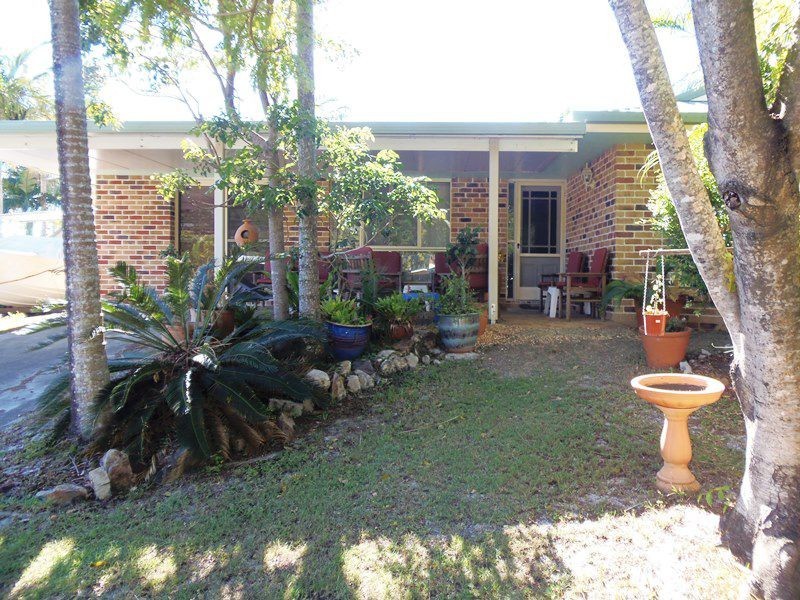 21 Bomburra Court, Rainbow Beach QLD 4581