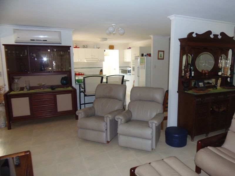 21 Bomburra Court, Rainbow Beach QLD 4581