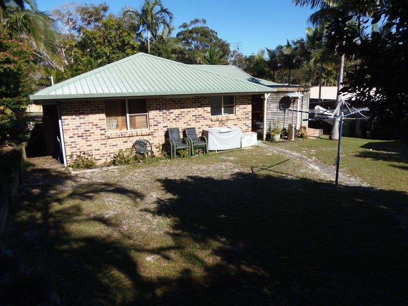 21 Bomburra Court, Rainbow Beach QLD 4581
