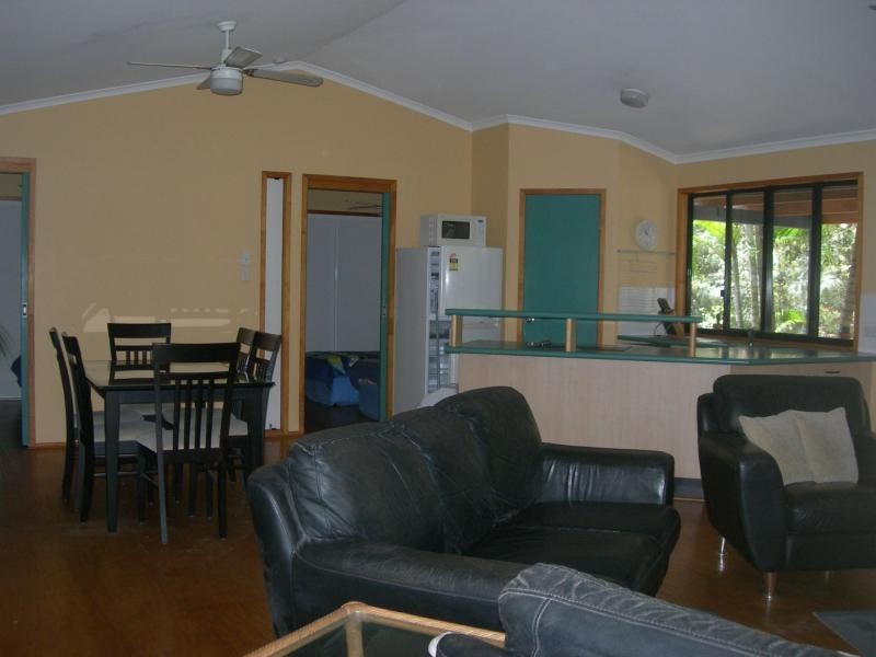 5 Orania Road, Rainbow Beach QLD 4581