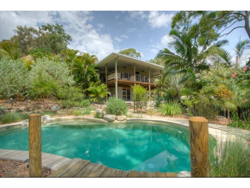 29 Bomburra Court, Rainbow Beach QLD 4581