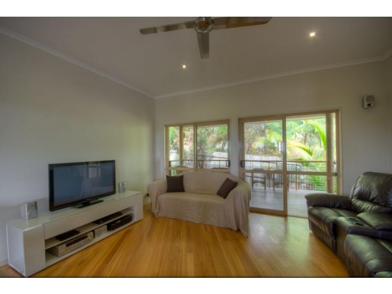 29 Bomburra Court, Rainbow Beach QLD 4581
