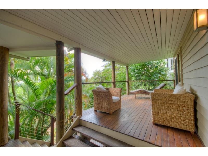 29 Bomburra Court, Rainbow Beach QLD 4581