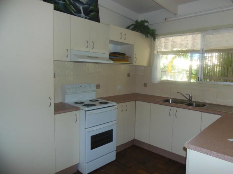 8 Cooloola Drive, Rainbow Beach QLD 4581