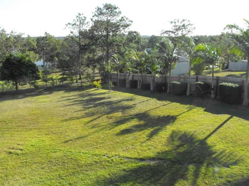 52 Bayside Road, Cooloola Cove QLD 4580