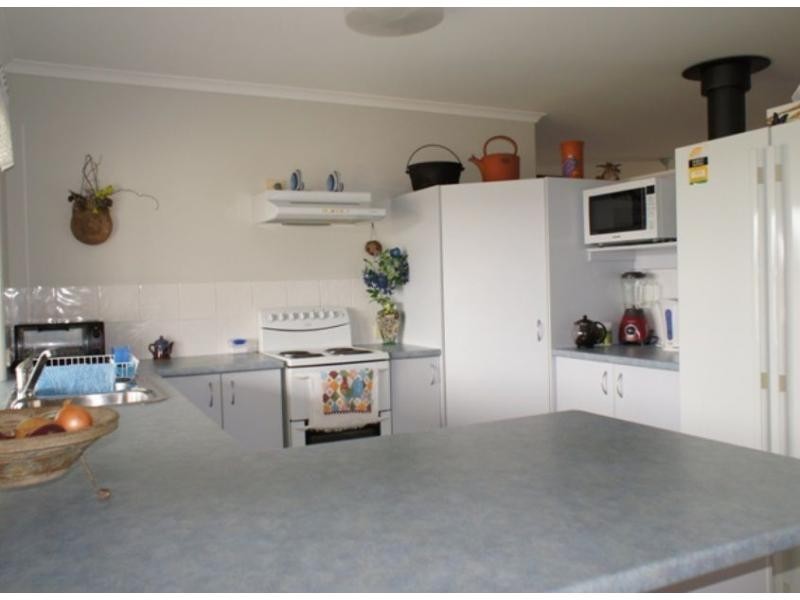 25 Dreadnought Avenue, Cooloola Cove QLD 4580