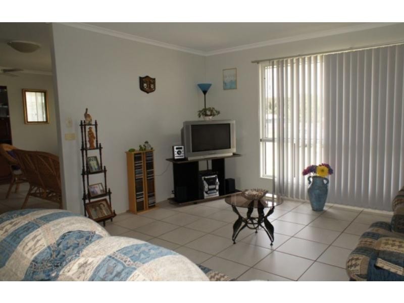 25 Dreadnought Avenue, Cooloola Cove QLD 4580