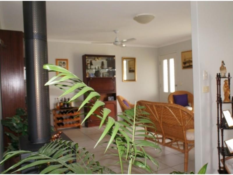 25 Dreadnought Avenue, Cooloola Cove QLD 4580