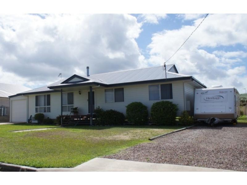 25 Dreadnought Avenue, Cooloola Cove QLD 4580