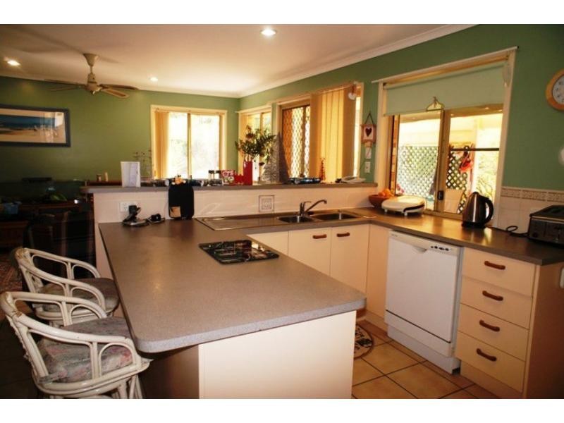 6 Dreadnought Avenue, Cooloola Cove QLD 4580
