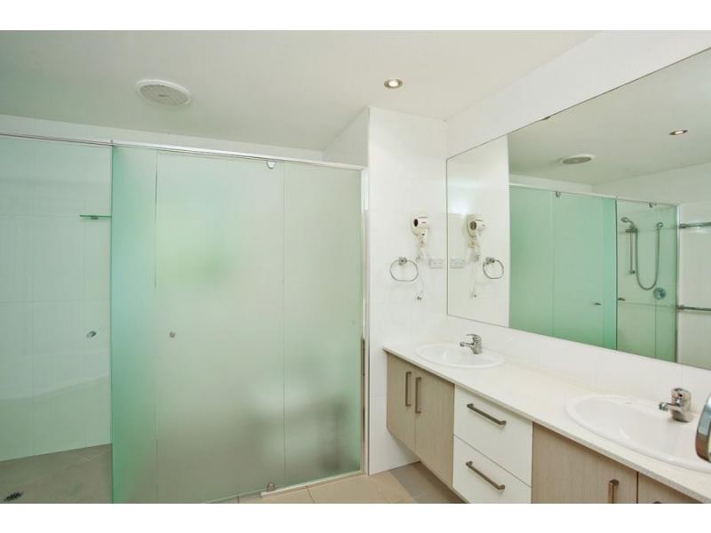 6 Orania Street, Rainbow Beach QLD 4581