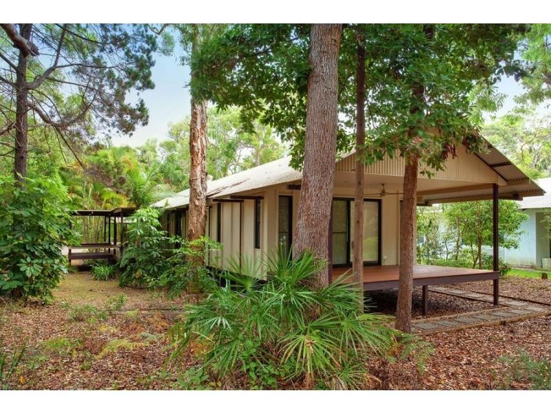 6 Orania Street, Rainbow Beach QLD 4581
