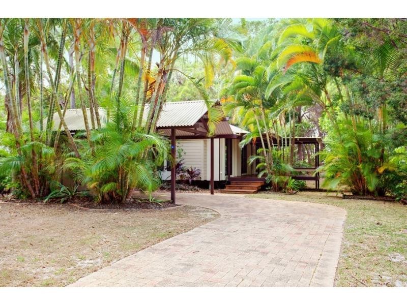 6 Orania Street, Rainbow Beach QLD 4581