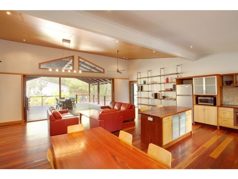 21 Satinwood Drive, Rainbow Beach QLD 4581