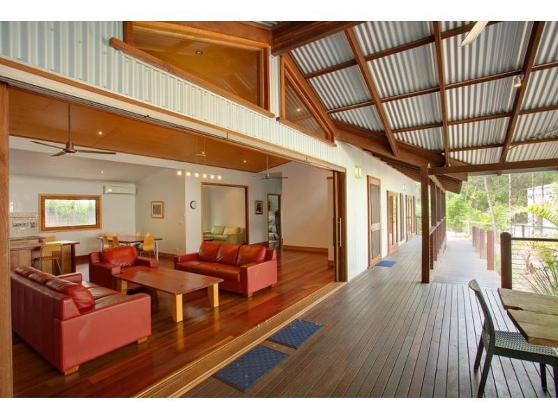 21 Satinwood Drive, Rainbow Beach QLD 4581