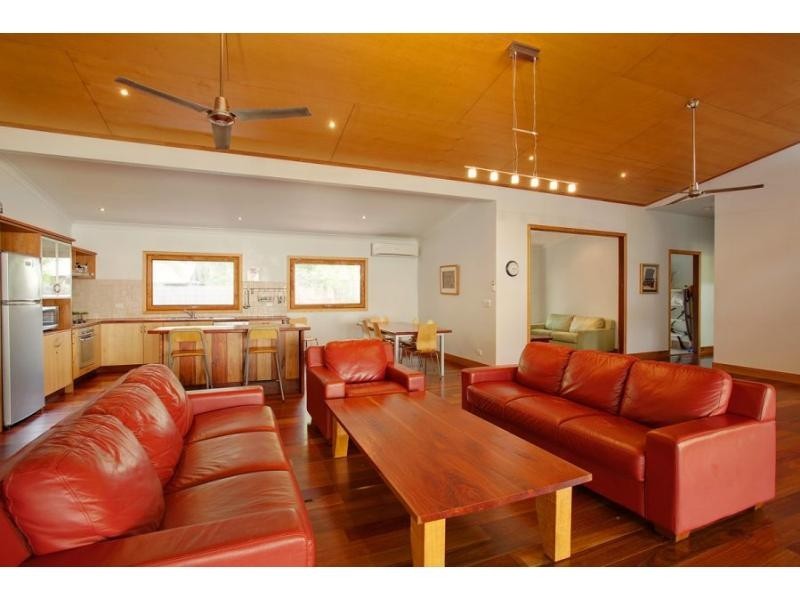 21 Satinwood Drive, Rainbow Beach QLD 4581