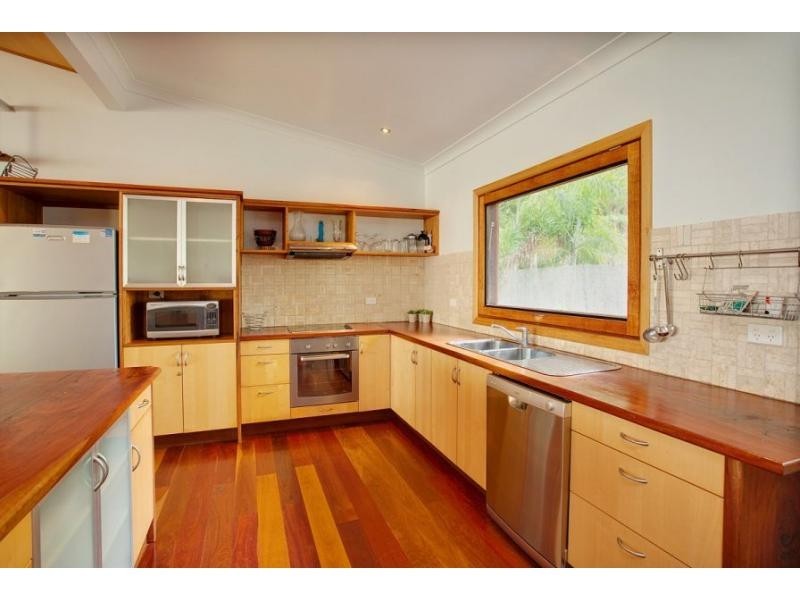 21 Satinwood Drive, Rainbow Beach QLD 4581
