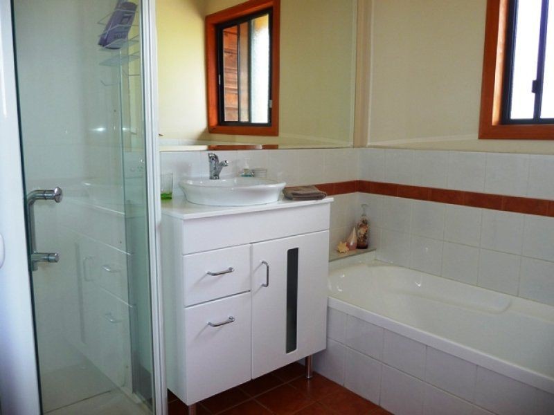 4 Nina Court, Cooloola Cove QLD 4580