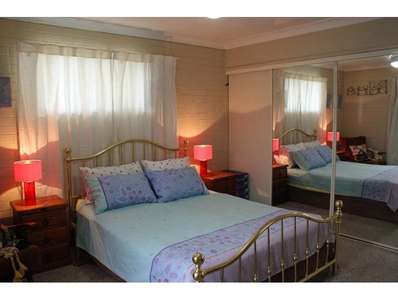 24 Rumbalara Avenue, Rainbow Beach QLD 4581