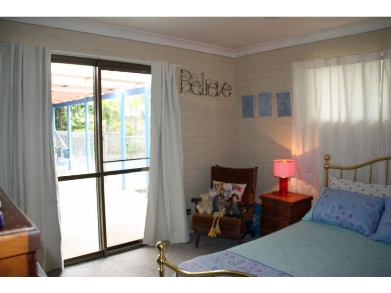 24 Rumbalara Avenue, Rainbow Beach QLD 4581