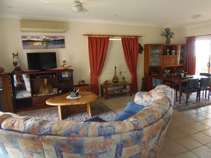 54 Bombala Crescent, Rainbow Beach QLD 4581