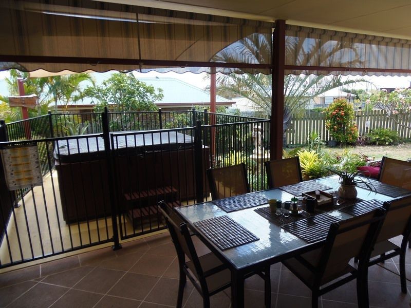 54 Bombala Crescent, Rainbow Beach QLD 4581