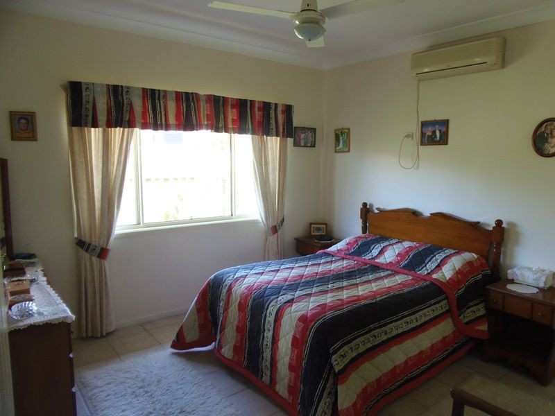 54 Bombala Crescent, Rainbow Beach QLD 4581