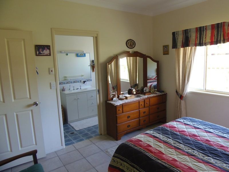 54 Bombala Crescent, Rainbow Beach QLD 4581