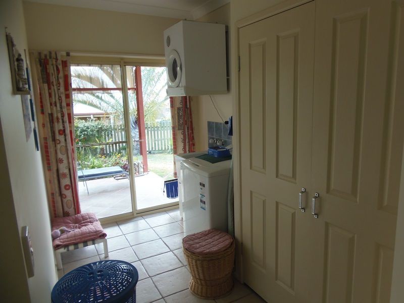 54 Bombala Crescent, Rainbow Beach QLD 4581