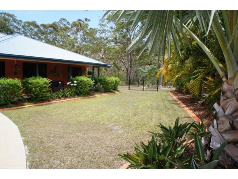 3 Hawk Court, Cooloola Cove QLD 4580