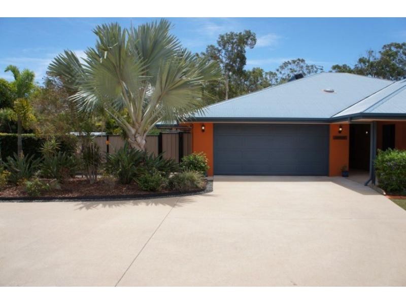 3 Hawk Court, Cooloola Cove QLD 4580