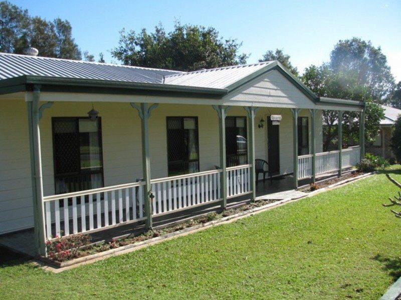 11 Beagle Avenue, Cooloola Cove QLD 4580