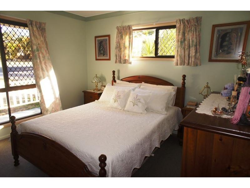 11 Beagle Avenue, Cooloola Cove QLD 4580