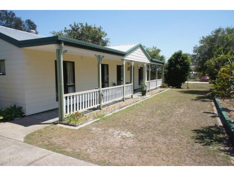 11 Beagle Avenue, Cooloola Cove QLD 4580