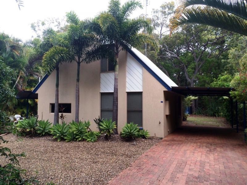 3 Orania Court, Rainbow Beach QLD 4581