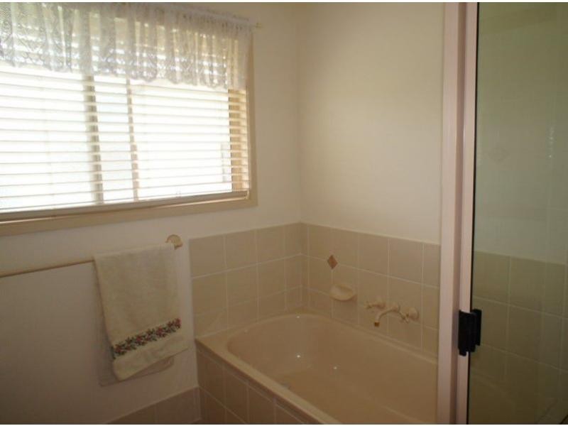 5 Sweetlip Circuit, Tin Can Bay QLD 4580