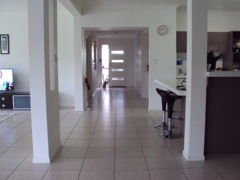 52 Creekside Esplanade, Cooloola Cove QLD 4580