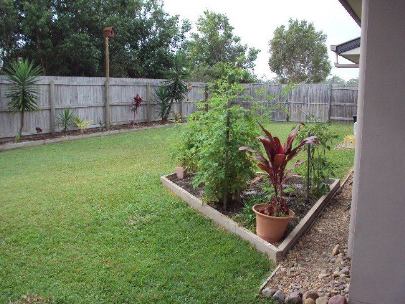 52 Creekside Esplanade, Cooloola Cove QLD 4580