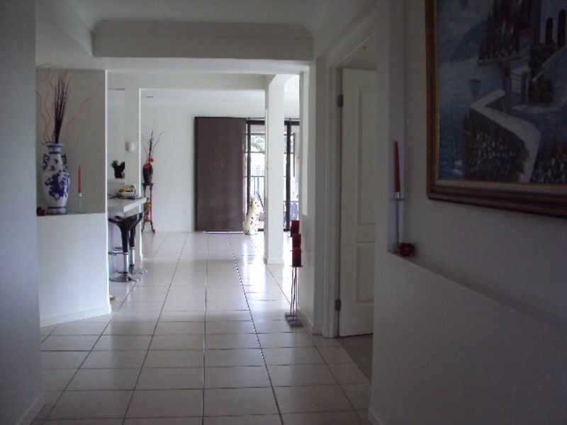 52 Creekside Esplanade, Cooloola Cove QLD 4580