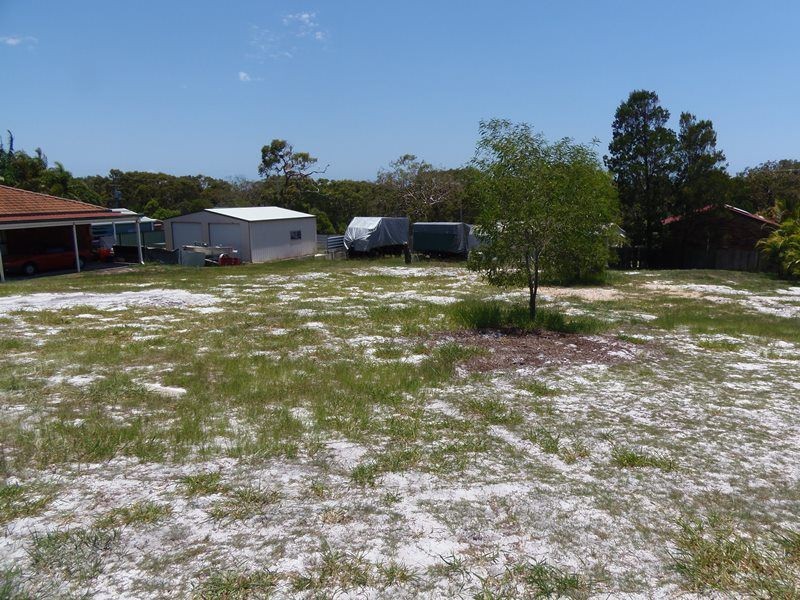 21 Manooka Drive, Rainbow Beach QLD 4581