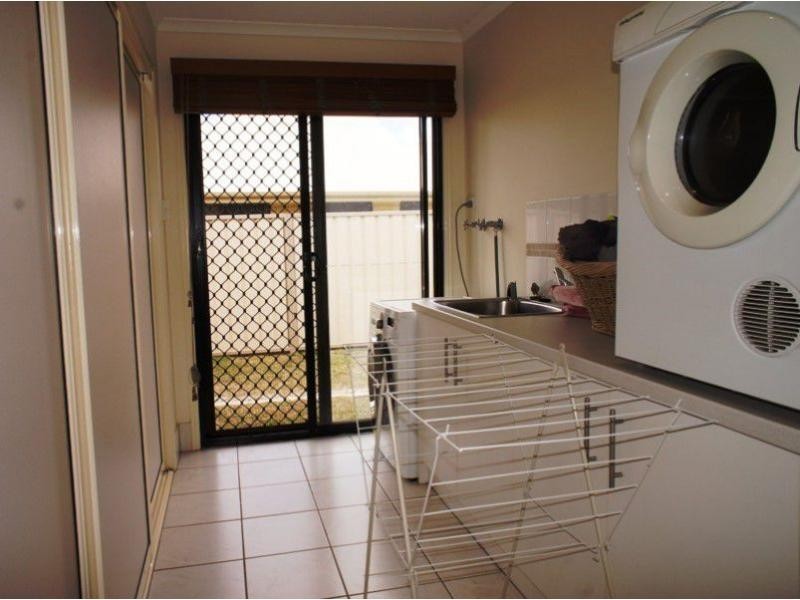 21 Kanimbla Avenue, Cooloola Cove QLD 4580