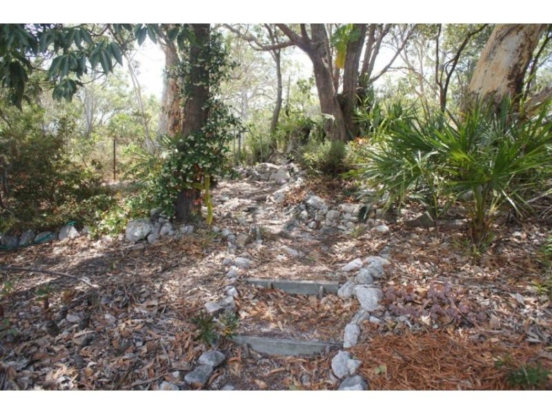 104 Endeavour Drive, Cooloola Cove QLD 4580